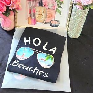 Black 'Hola Beaches' T-Shirt NIP SIZE XL